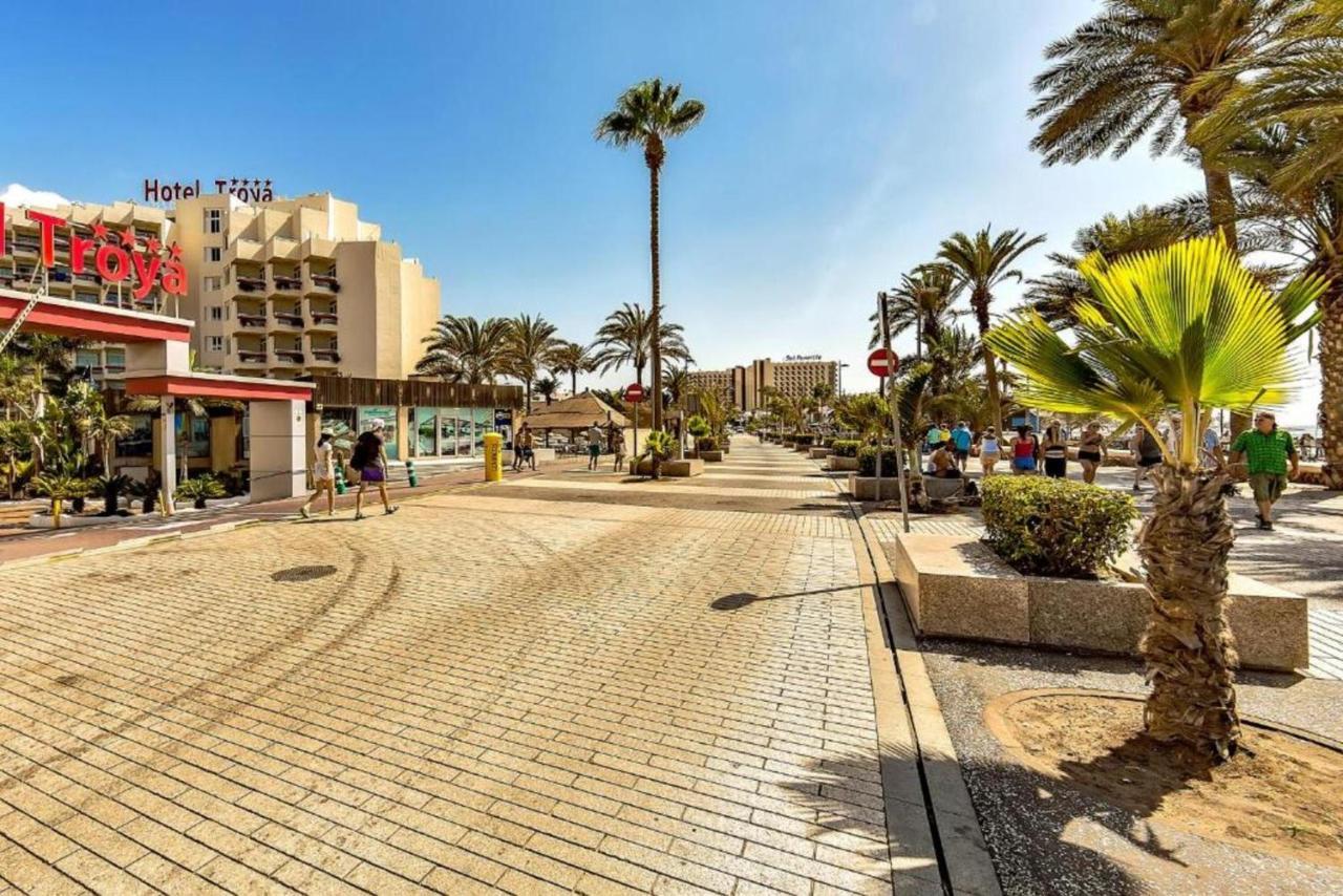 Two Bedroom Apartment With Wifi, Close To The Beach, In Playa De Las Americas 外观 照片
